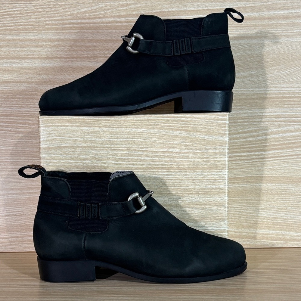 Ariat Snaffle Black Leather Ankle Boots 8M ATS Equipped